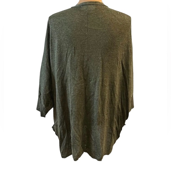 Jones New York Cardigan - Picture 2 of 3